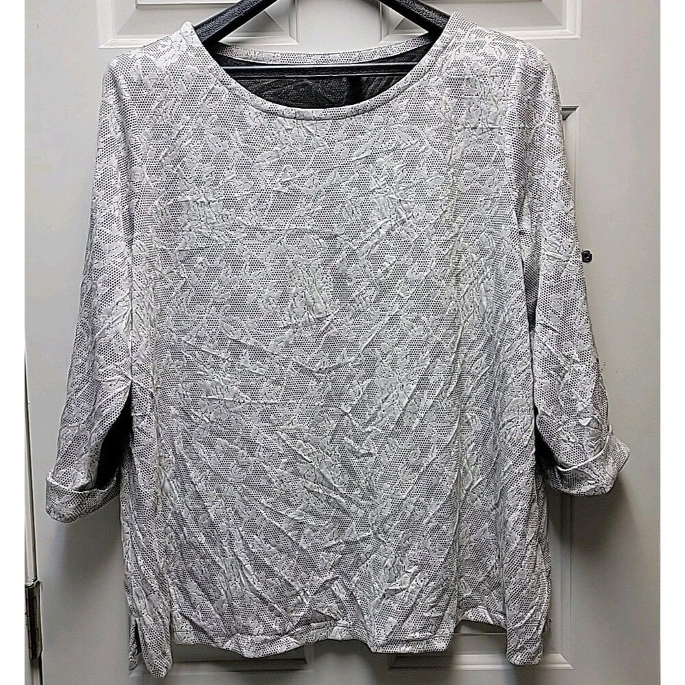 Croft & Barrow Womens Lacy Flower Top Plus Size 2X Stretch Comfortable Classy